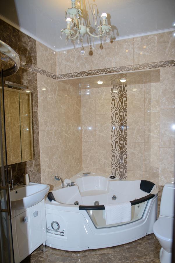 Hotel Hizhina Петропавловск Екстериор снимка